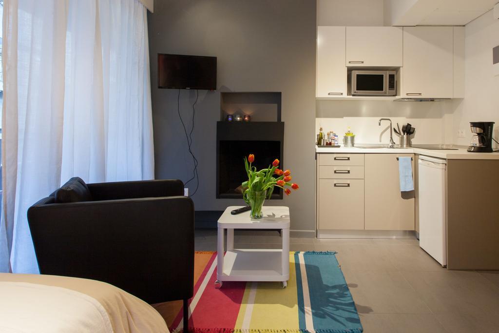 Homz Studios Neapolis Афіни Екстер'єр фото